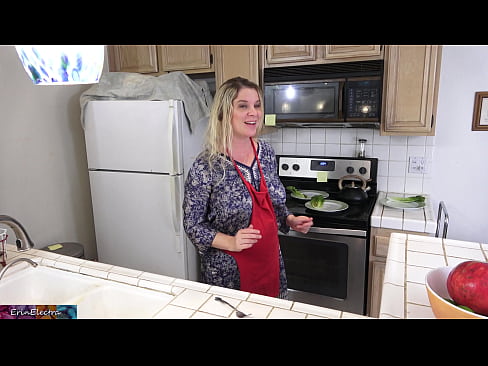 ❤️ Ibu tiri memerah susu dia di dapur sebelum kencannya ❤️❌ Sialan di id.bsglass.ru